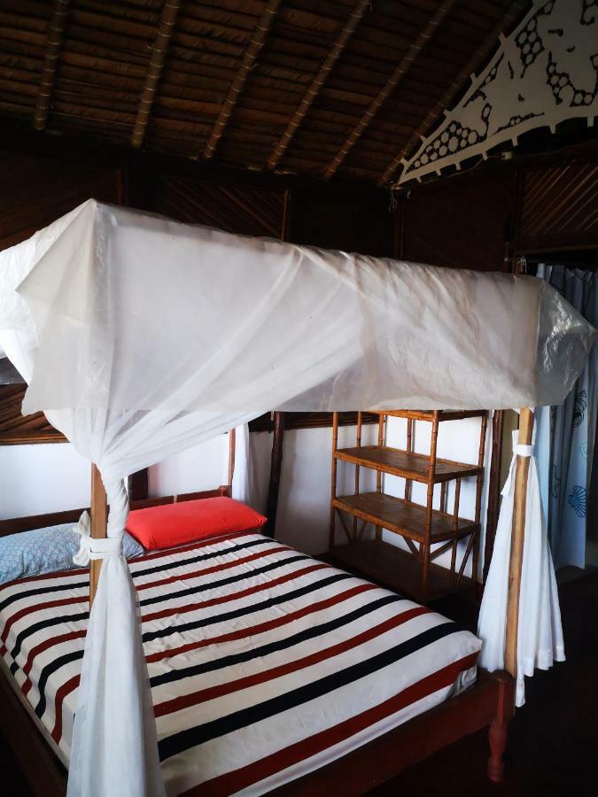 Bed and Breakfast Chez Alex Nosy-Be Exterior foto
