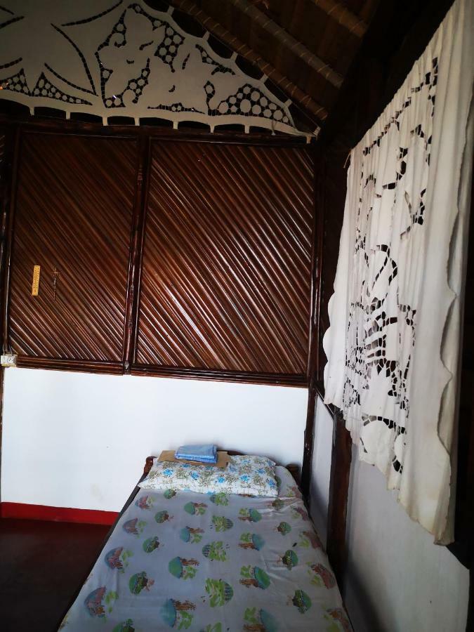 Bed and Breakfast Chez Alex Nosy-Be Exterior foto